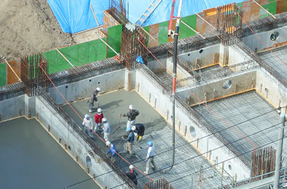軽量鉄骨基礎工事